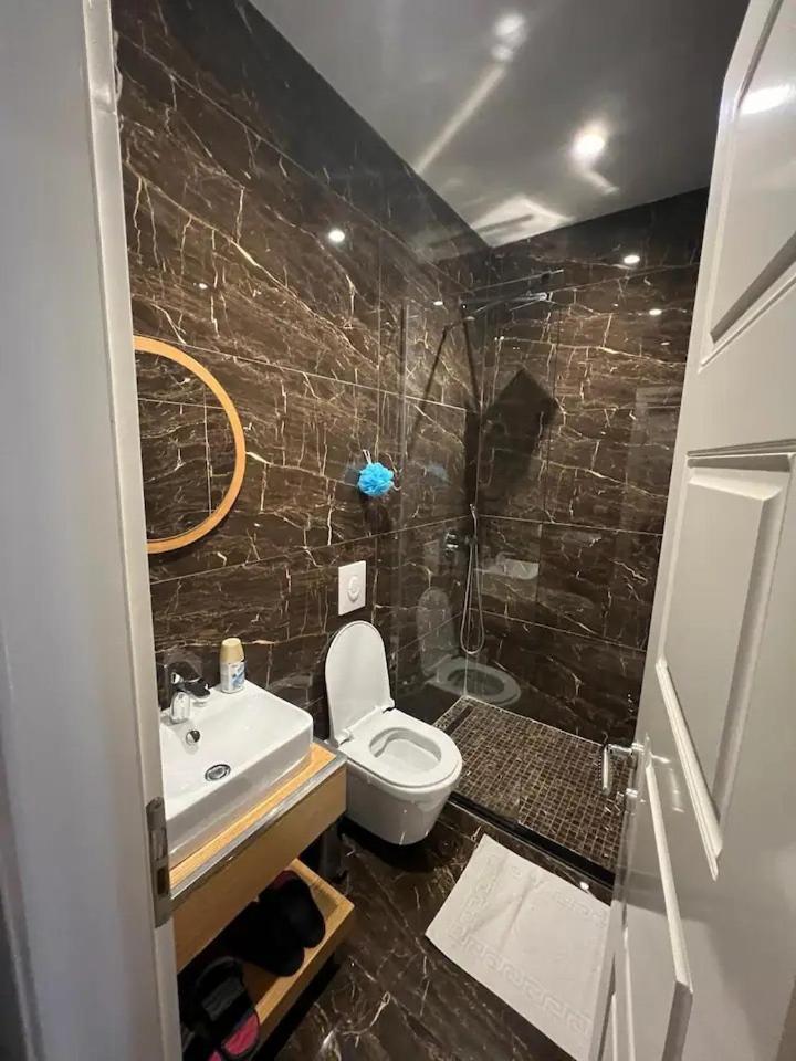 Urban Room 3 Тирана Екстер'єр фото